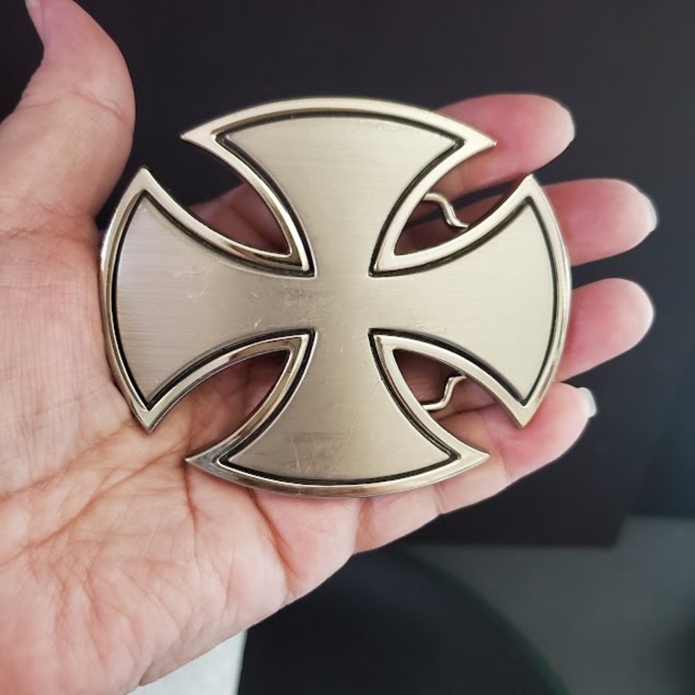 Iron Cross Belt Buckle Silver Tone Metal Biker Chopper West Coast Style Goth